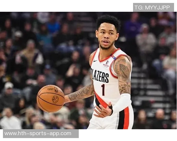 安芬尼西蒙斯谈比赛中与普里查德的适应与交流经验分享 安芬尼西蒙斯谈比赛中与普里查德的适应与交流经验分享