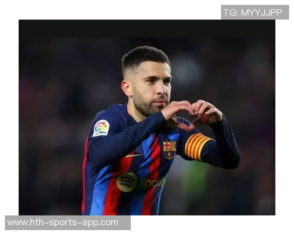 罗贝托与阿尔巴合影留念感慨岁月流逝祝福未来一切顺利 罗贝托与阿尔巴合影留念感慨岁月流逝祝福未来一切顺利