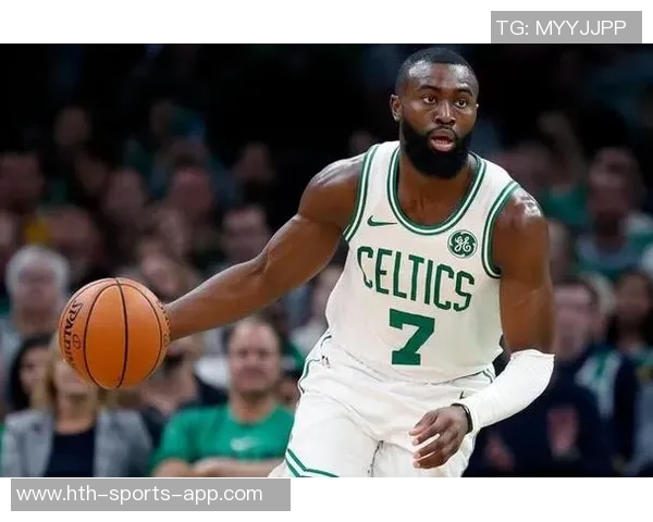 杰伦布朗谈球队成长阶段表示将全力支持队友减轻压力