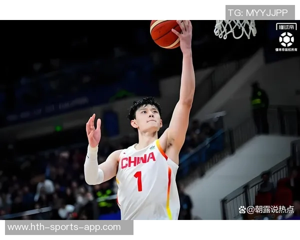 曾凡博首秀闪耀NBA中国赛太阳队对决篮网精彩回顾 曾凡博首秀闪耀NBA中国赛太阳队对决篮网精彩回顾