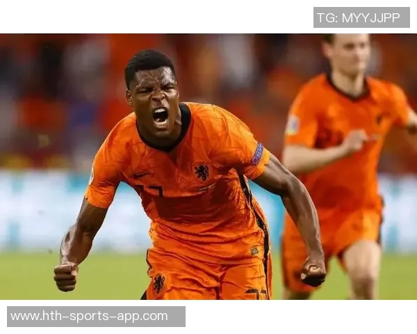 科曼遗憾俱乐部决定召回邓弗里斯希望留住所有球员 科曼遗憾俱乐部决定召回邓弗里斯希望留住所有球员