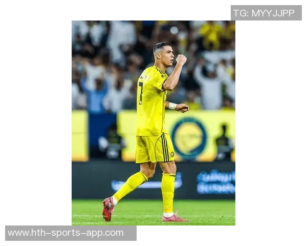 C罗父子同场竞技双双进球迷你罗为U16建功父亲再创辉煌 C罗父子同场竞技双双进球迷你罗为U16建功父亲再创辉煌